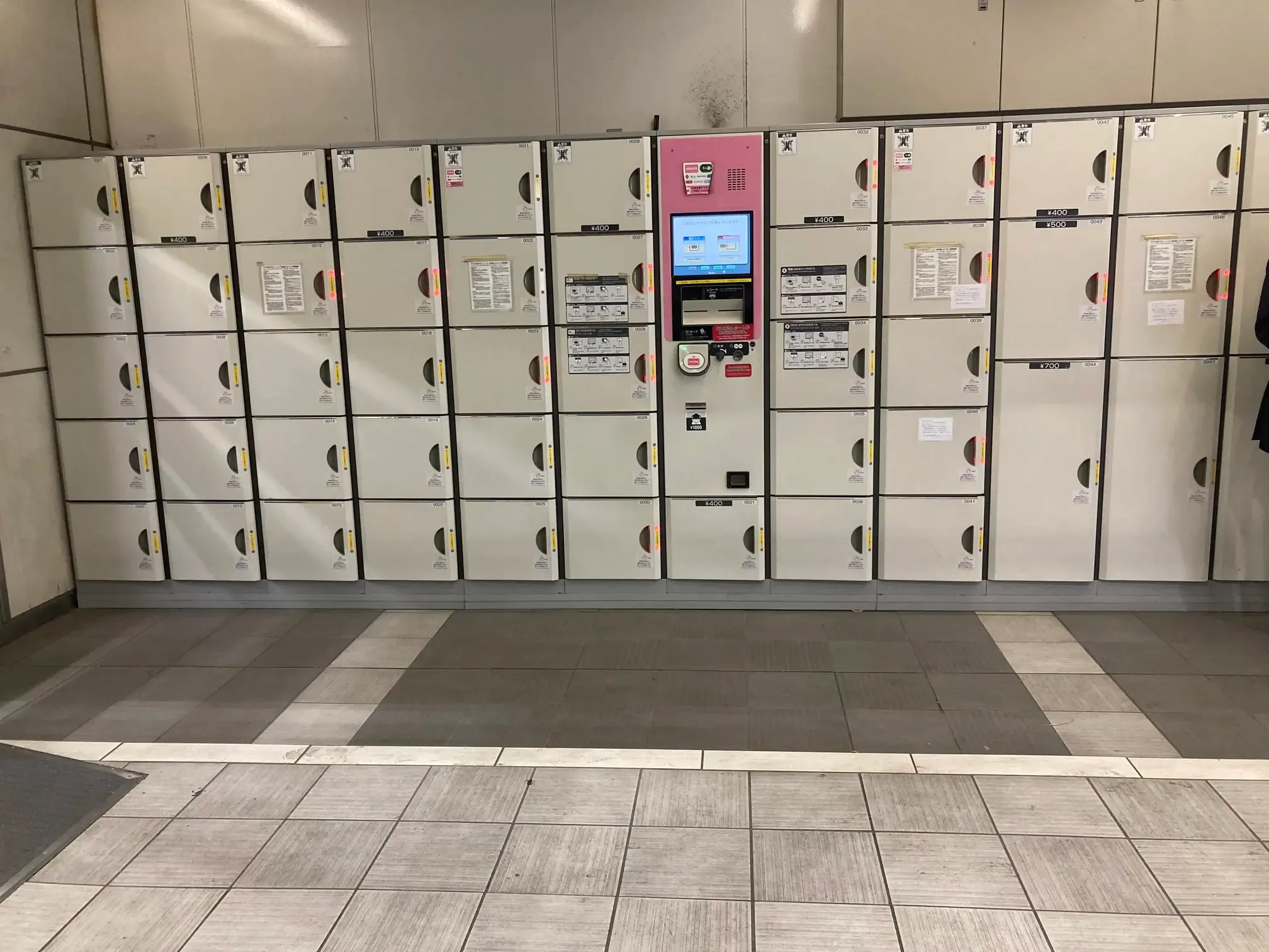 ロッカー停 PLUS 更衣ロッカー LZ 8人用 ダイヤル錠 （ ロッカー 鍵付き
